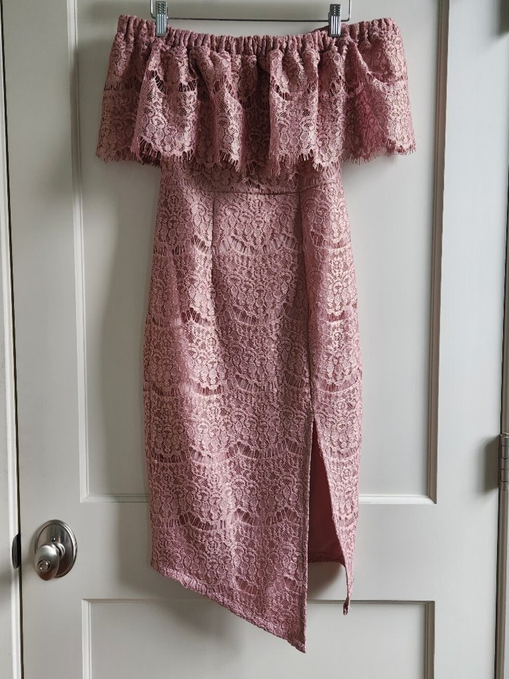 Love Triangle Pink Lace Off Shoulder Dress Size 8 Midi Cocktail Wedding Guest